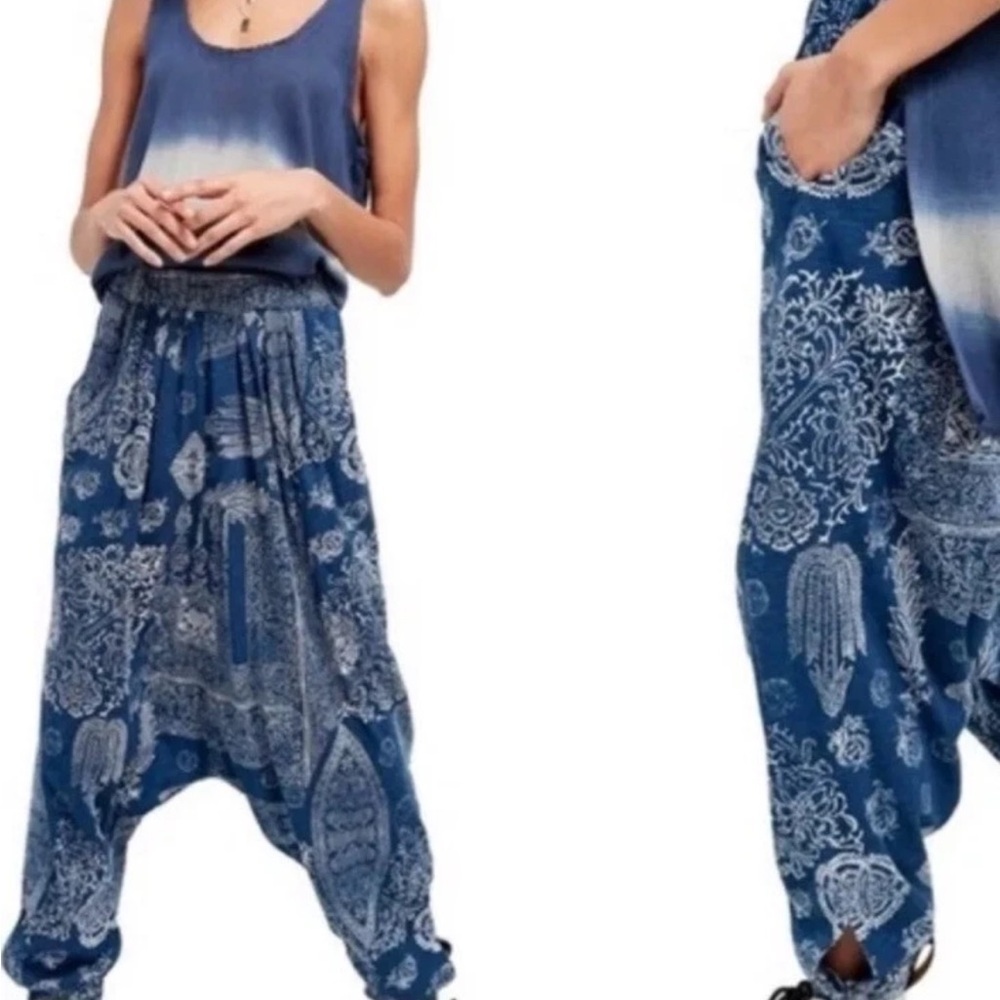 Free People Intimately Good Juju Drop Crotch Joggers Blue Boho Print Size Small - Picture 10 of 10